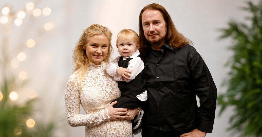Roy Orbison Jr. posing at an event, highlighting his career, family legacy, and estimated net worth.